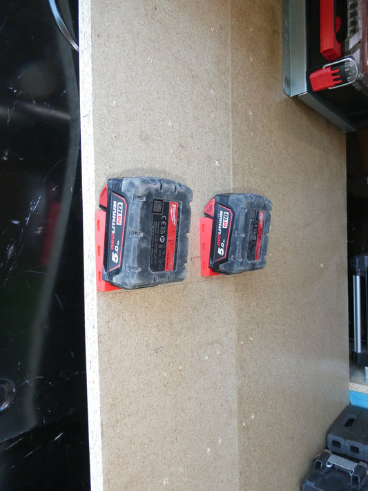 Milwaukee Compatible Battery Mount M18