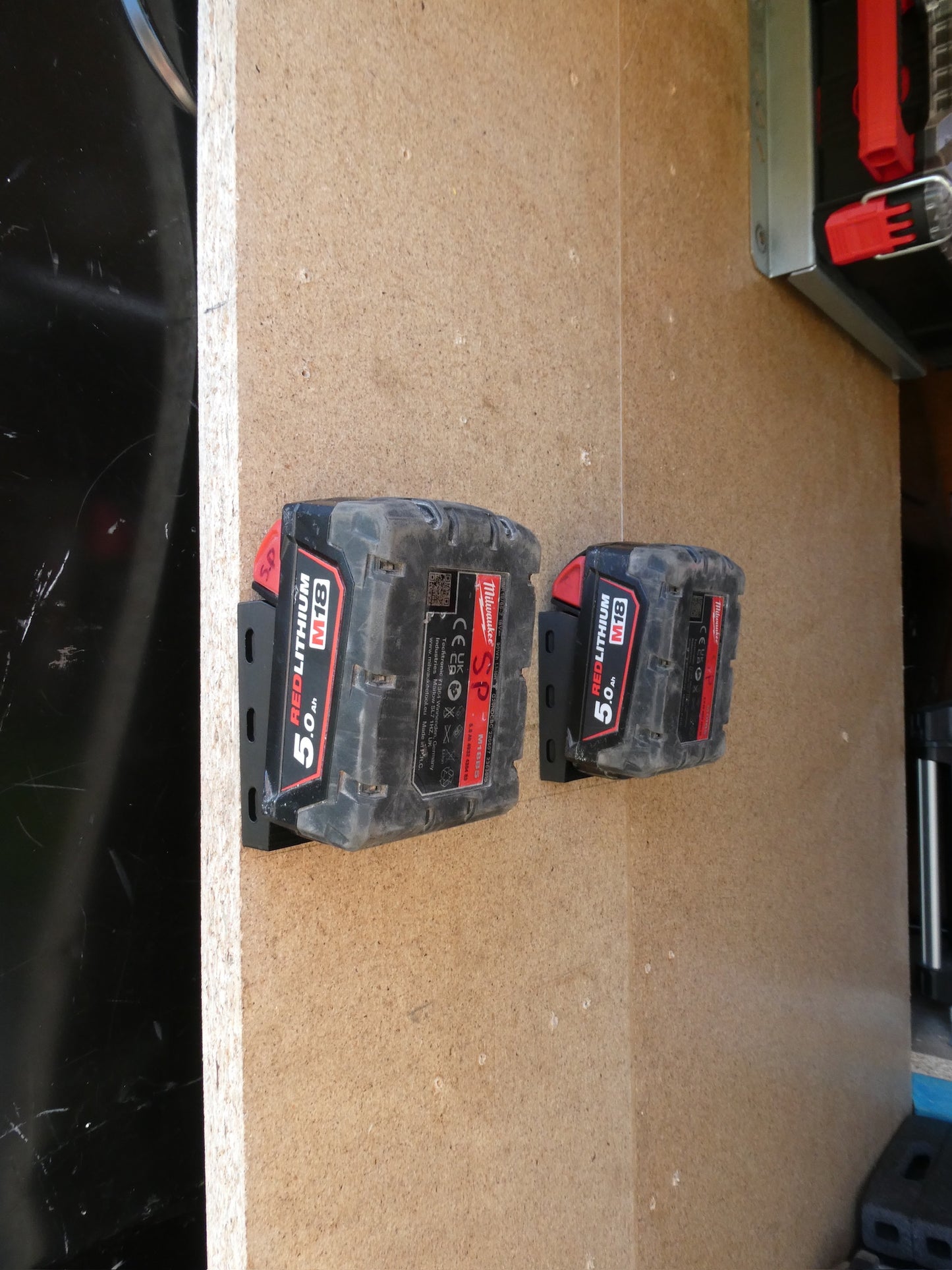 Milwaukee Compatible Battery Mount M18